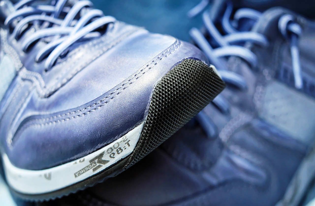 Jak pozbyć się nieprzyjemnego zapachu z butów?